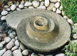 Fontana in granito Swirler